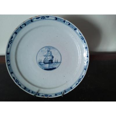 Delft Faience Plate D Time End XVII Or Beginning XVIII